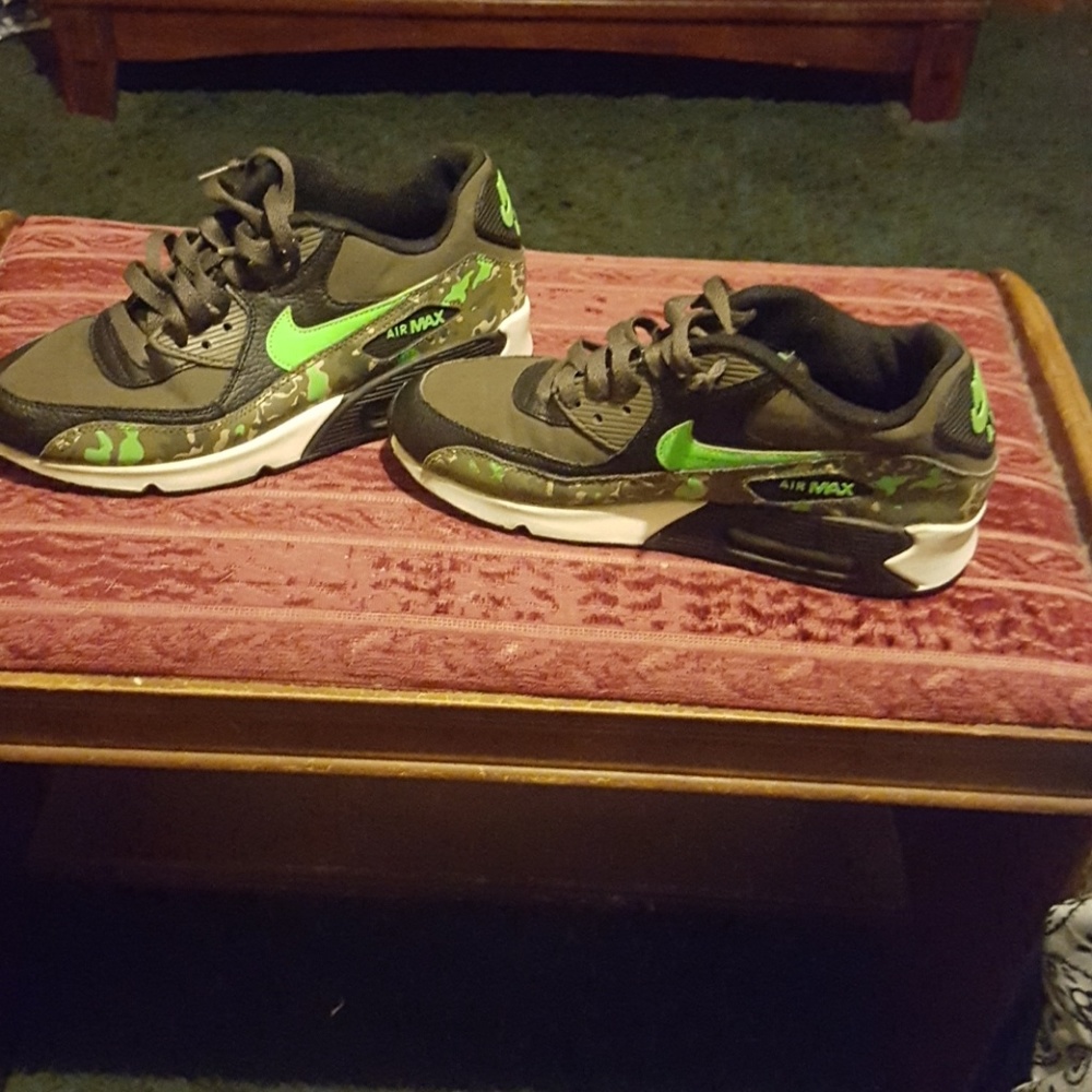 Nike shoes